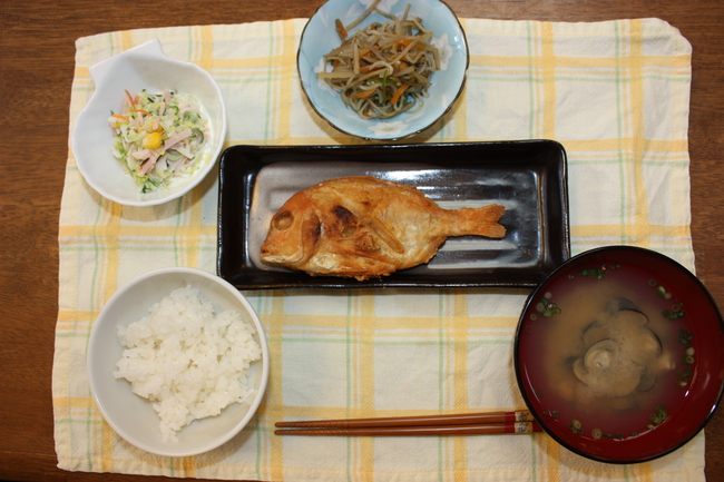 あ４