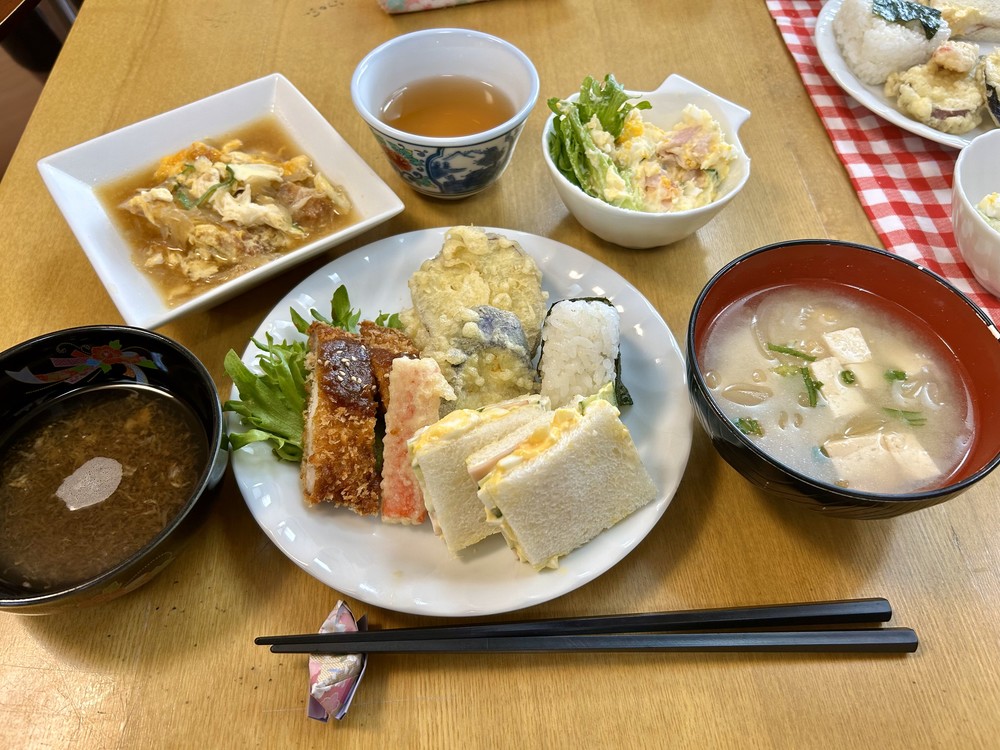 ん